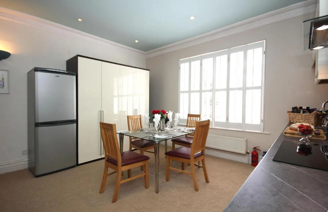Beds By The Beach Bournemouth Apartment